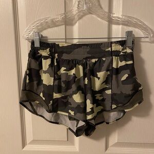 Lululemon Camo Hotty Hot Shorts size 8